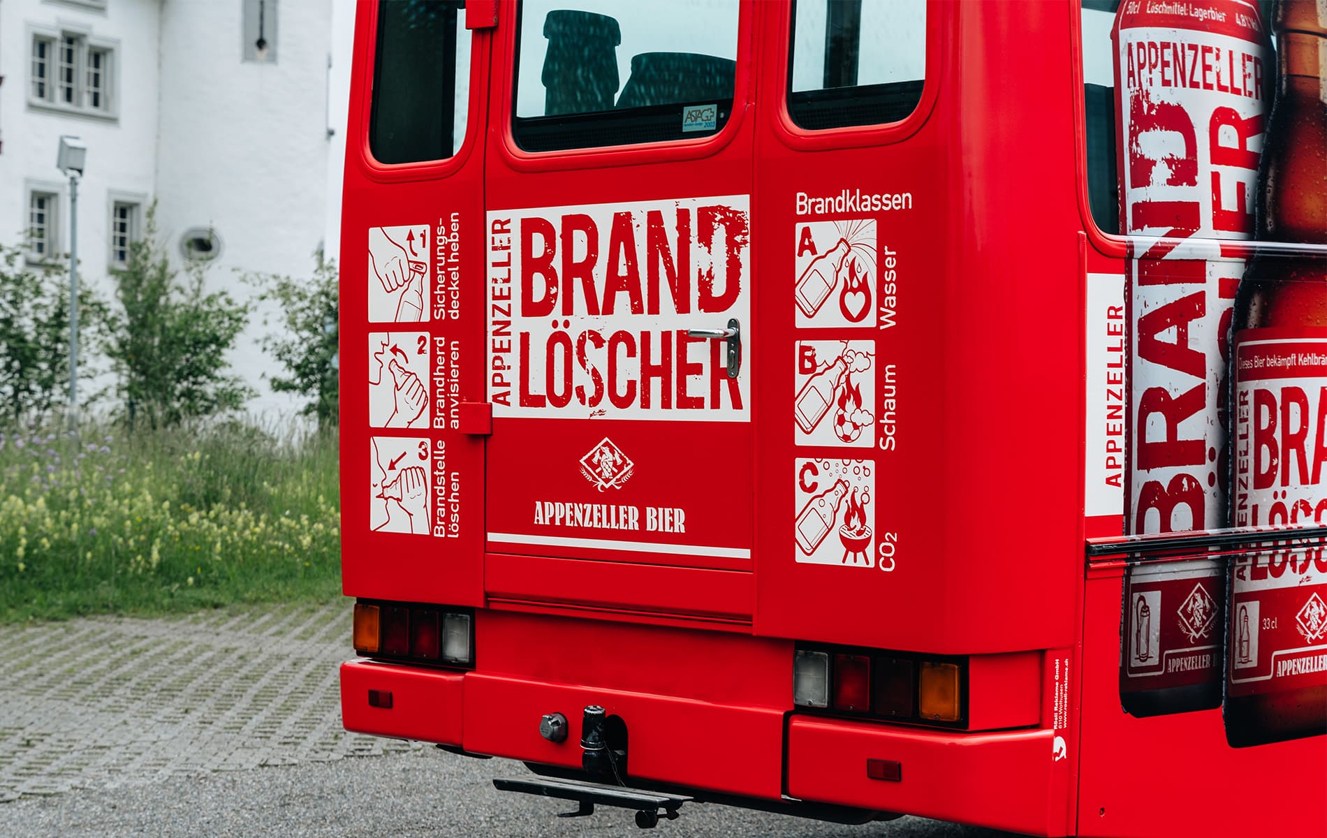 Brandloescher-Party-Bus-hinten